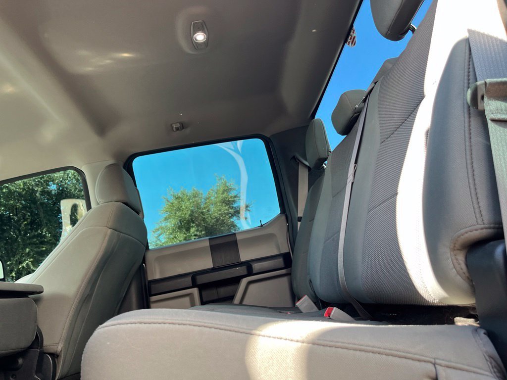 Used 2019 Gray Ford XL image 10