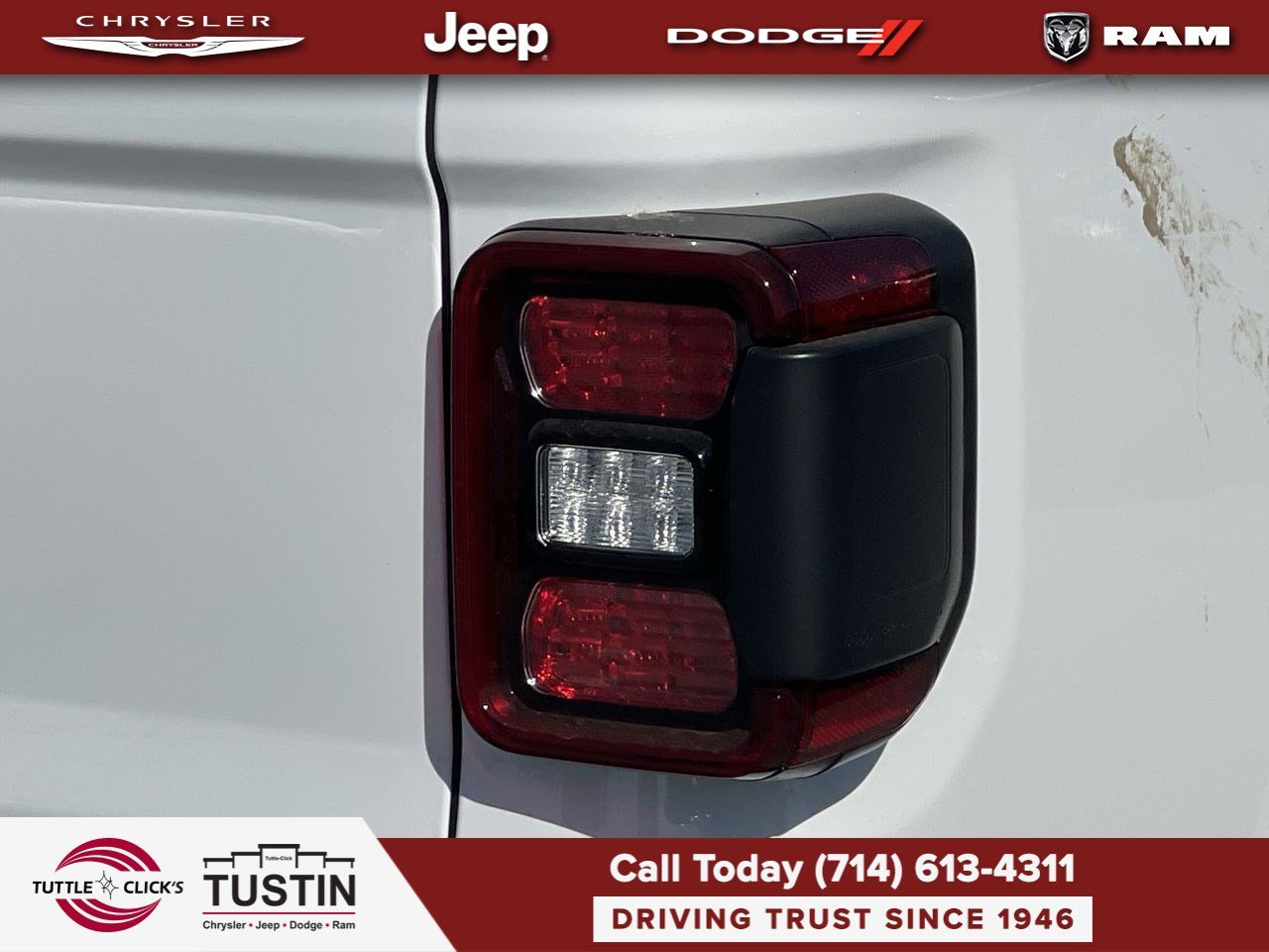 New 2026 Bright White Clearcoat Jeep Mojave image 9