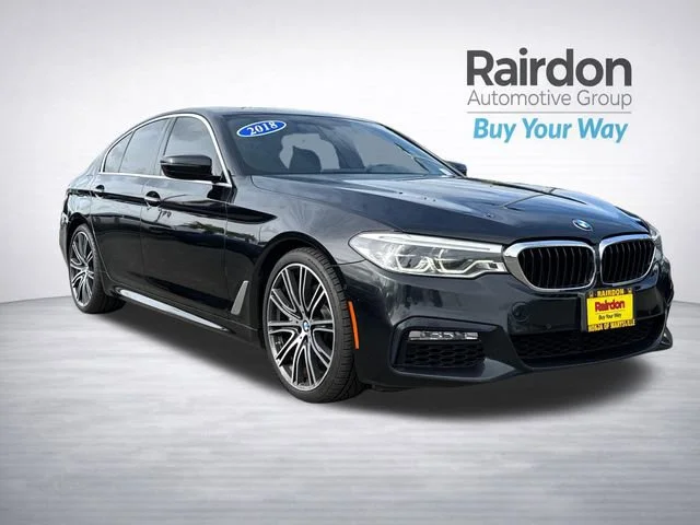 2018 BMW 5 Series 530i xDrive Sedan's photo