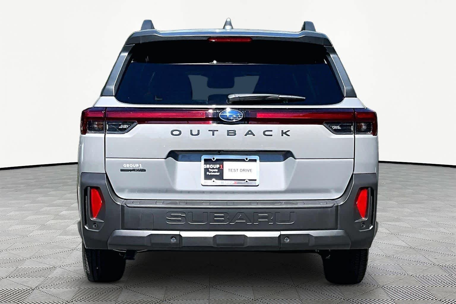 Used 2026 River Rock Pearl Subaru Touring image 9