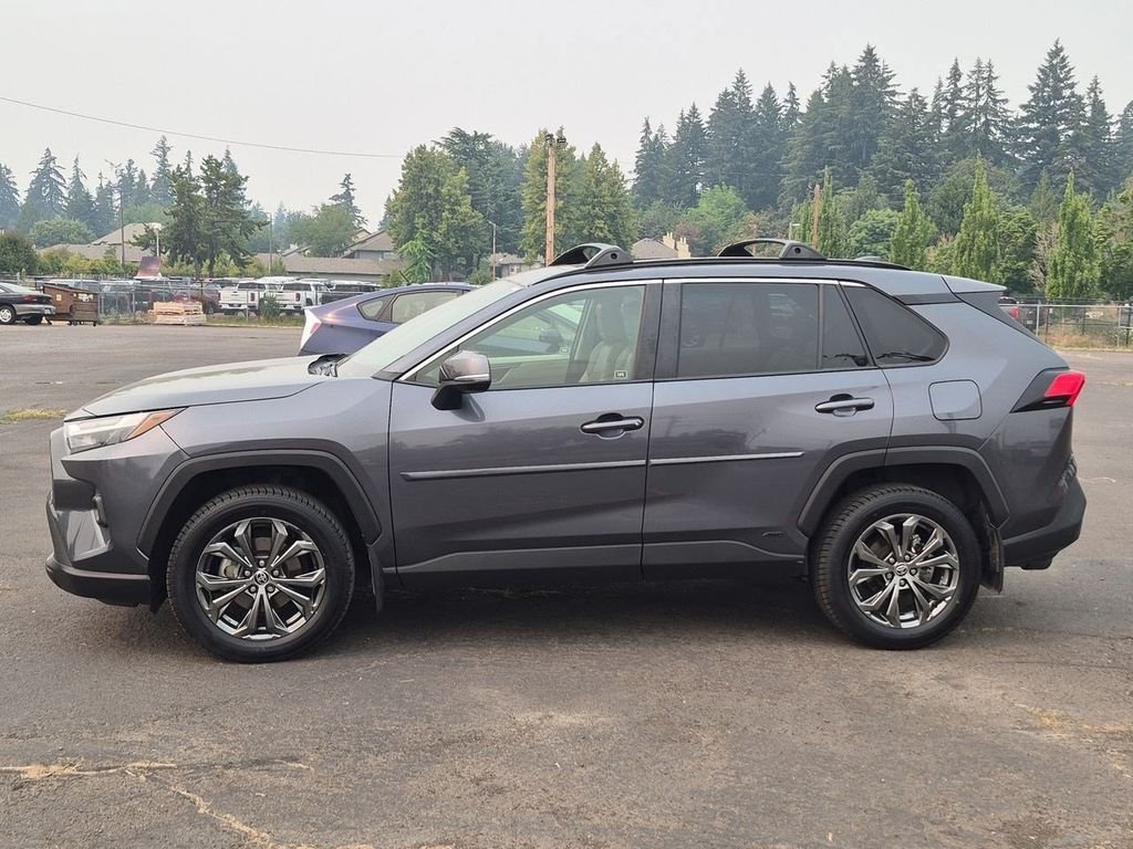 Used 2022 Magnetic Gray Metallic Toyota XLE Premium image 2