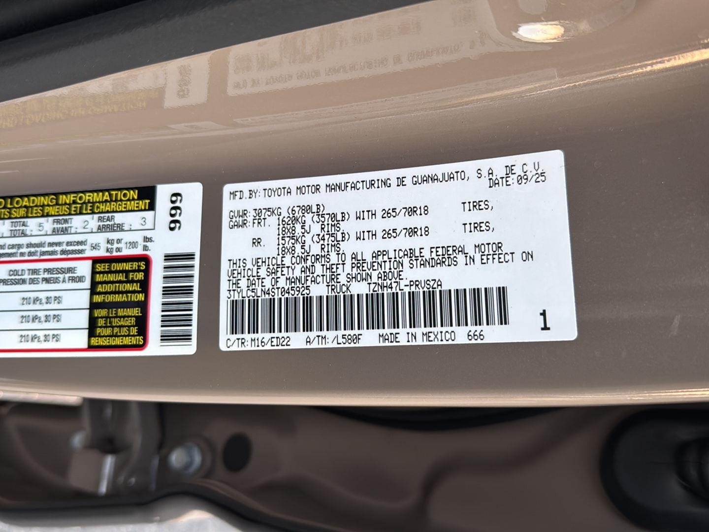 2025 Toyota Tacoma TRD Pro - Photo 35