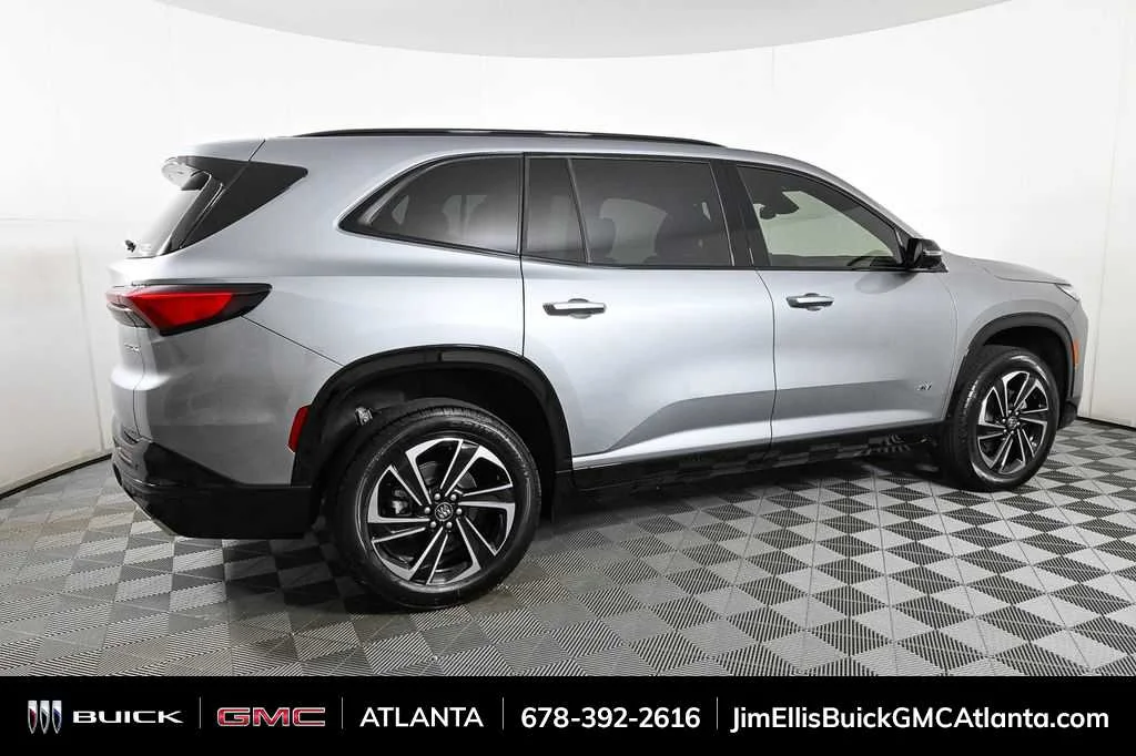 2025 Buick Enclave Sport Touring - Photo 28