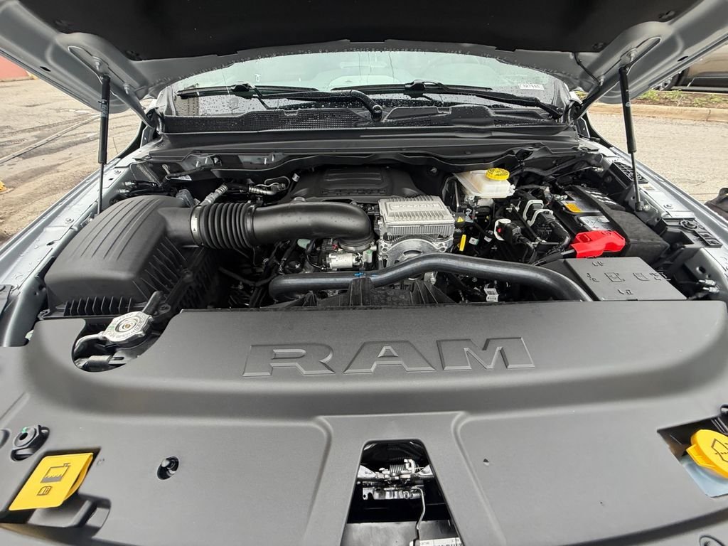 New 2026 Silver Zynith Exterior Paint RAM Laramie image 20