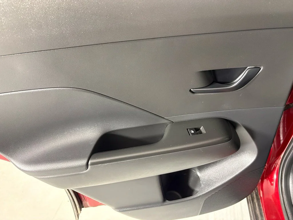 Used 2025 Red Hyundai SEL image 35