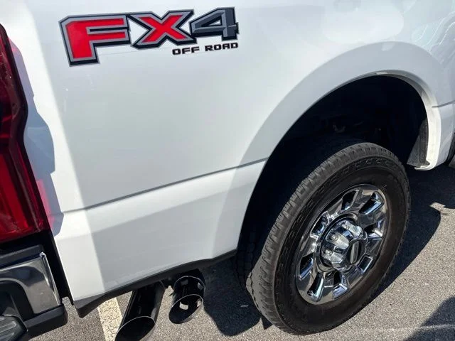 Used 2025 White Ford Lariat image 15