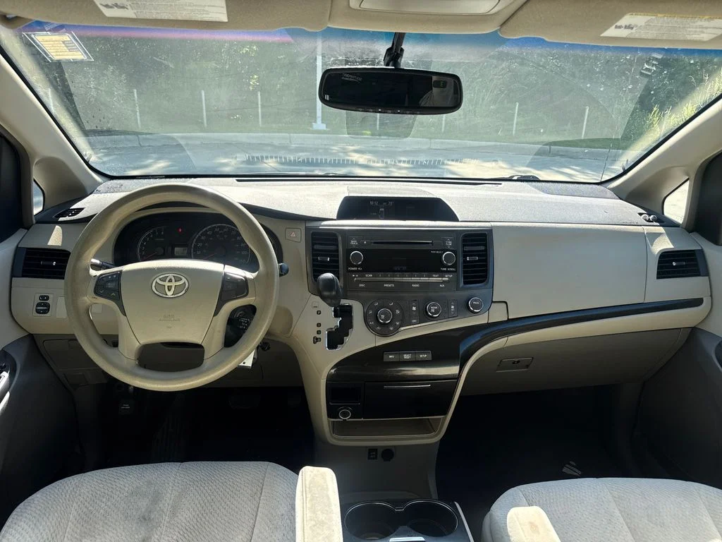 Used 2011 Silver Sky Metallic Toyota LE image 16