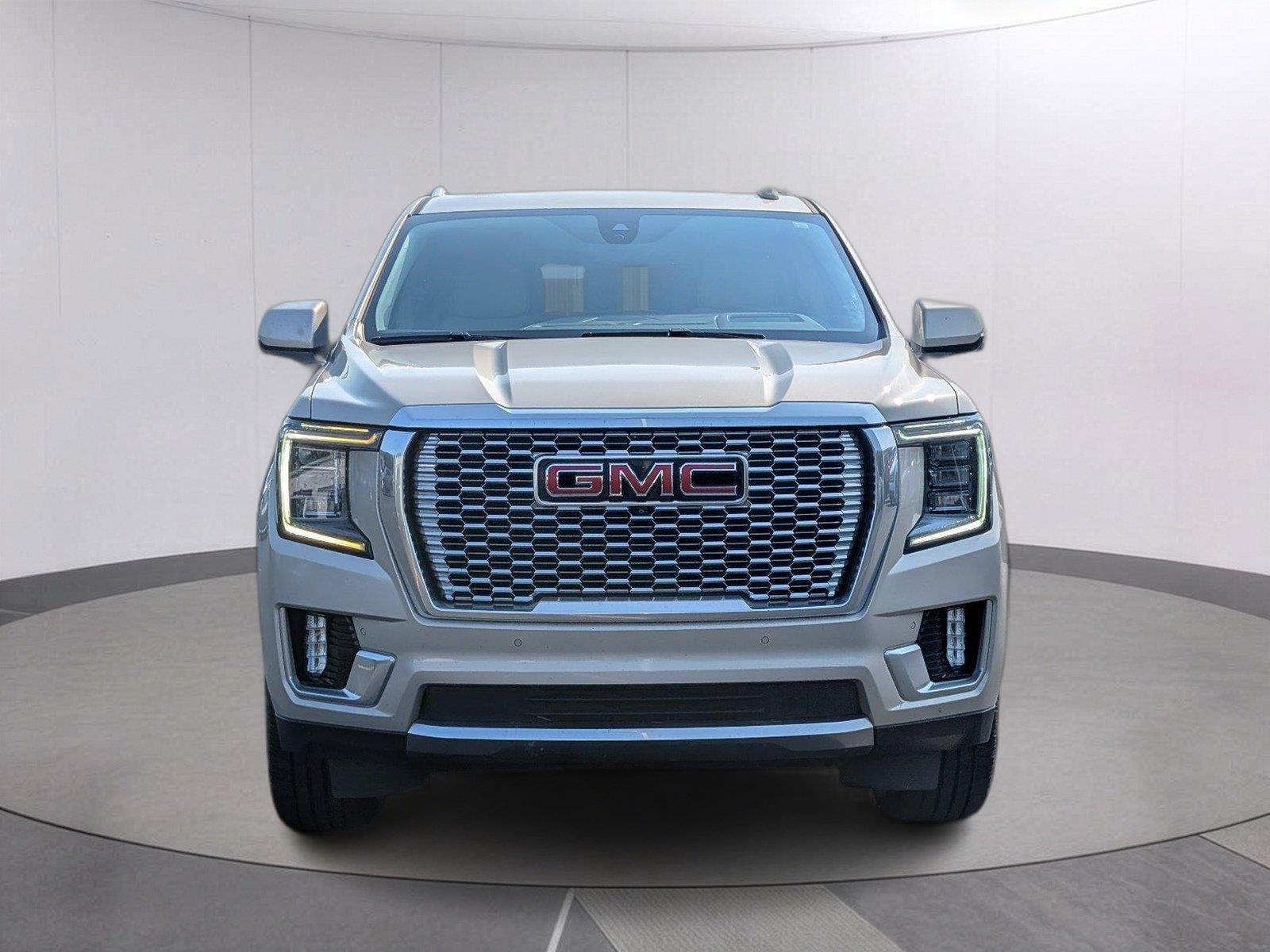 Used 2021 PEARL BEIGE METALLIC GMC Denali image 10