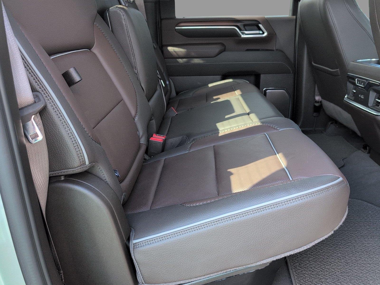 Used 2025 Sterling Metallic GMC Denali image 38
