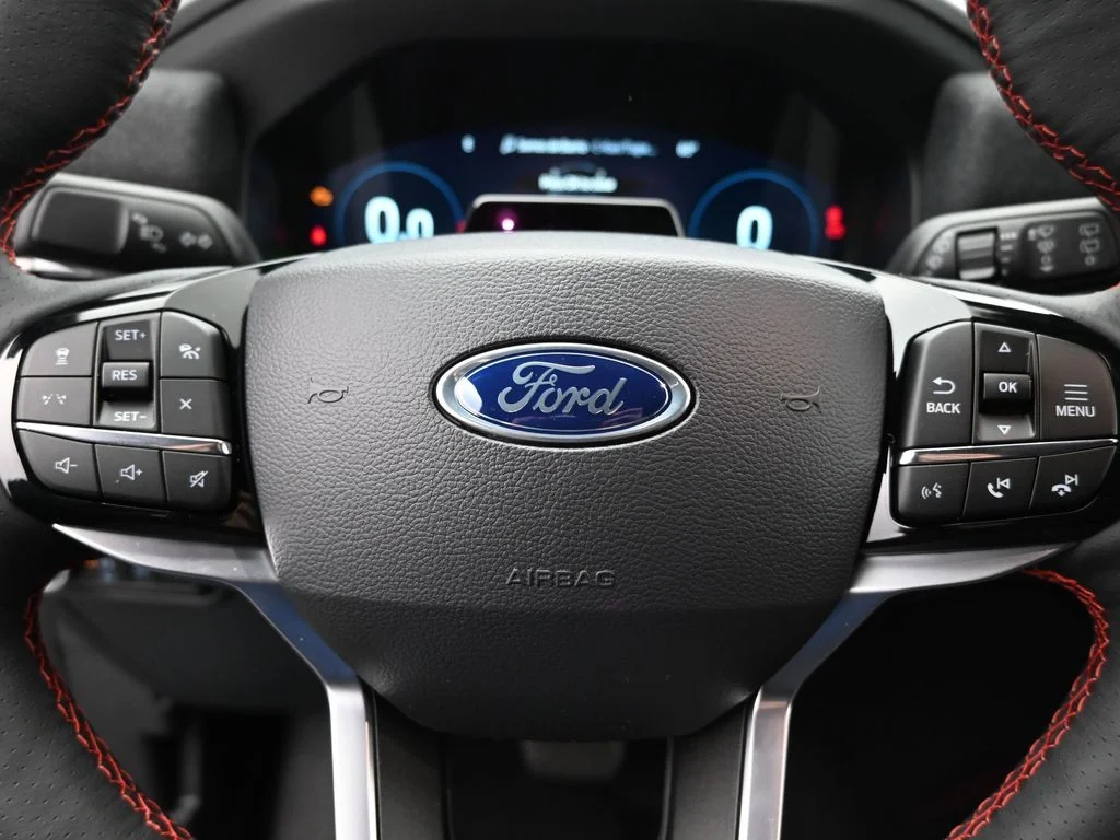 New 2026 Agate Black Metallic Ford ST-Line image 11