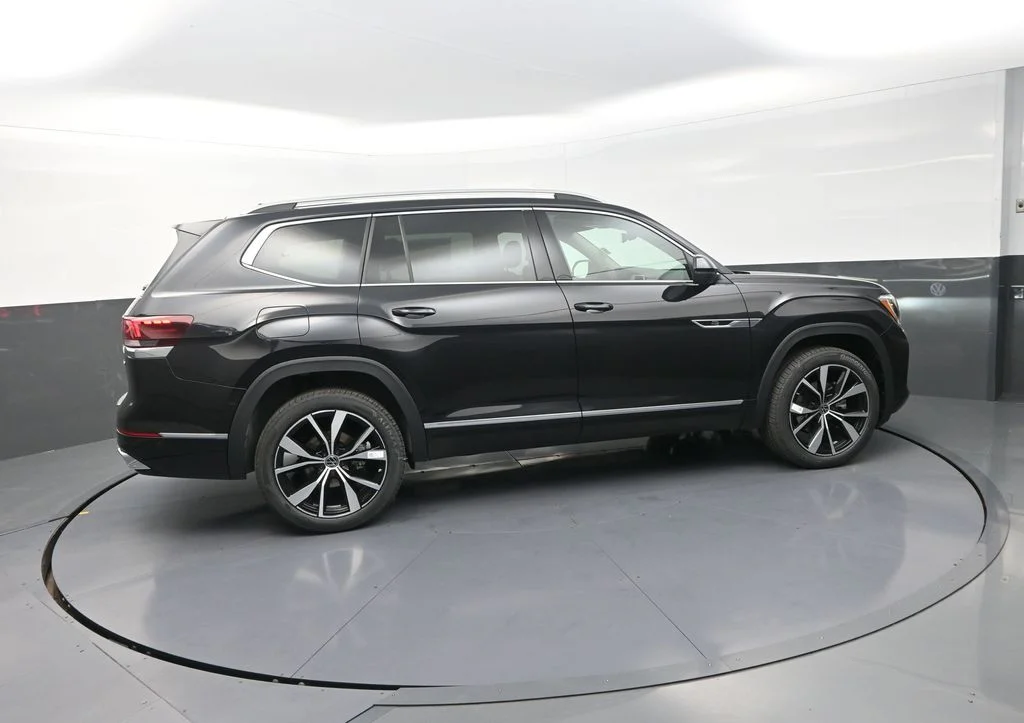 New 2026  Volkswagen 2.0T SEL Premium R-Line image 11