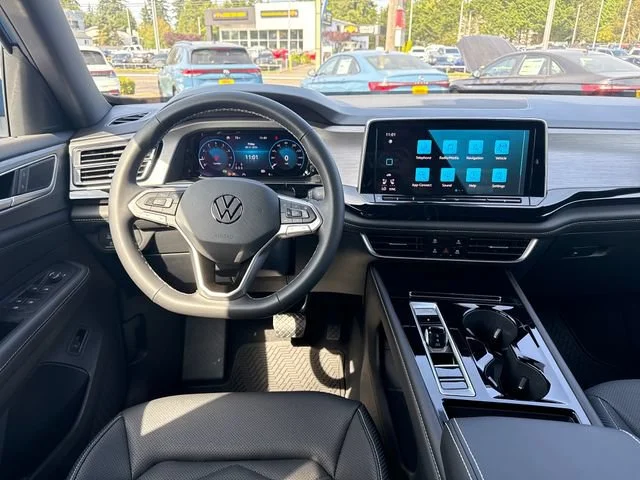 New 2026 Mountain Lake Blue Metallic Volkswagen 2.0T SE w/Technology image 22