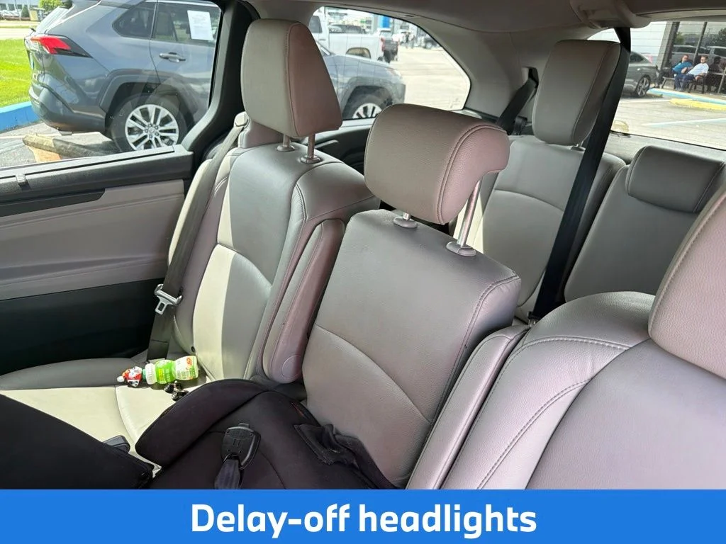 Used 2020  Honda EX-L image 6