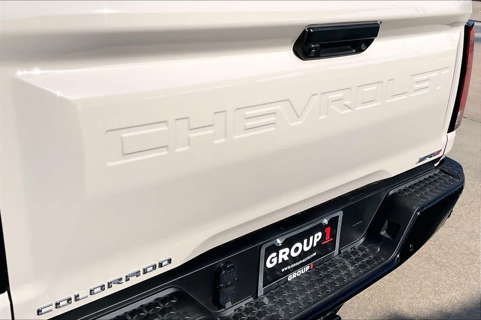 Used 2026 White Sands Chevrolet 4WD ZR2 image 30