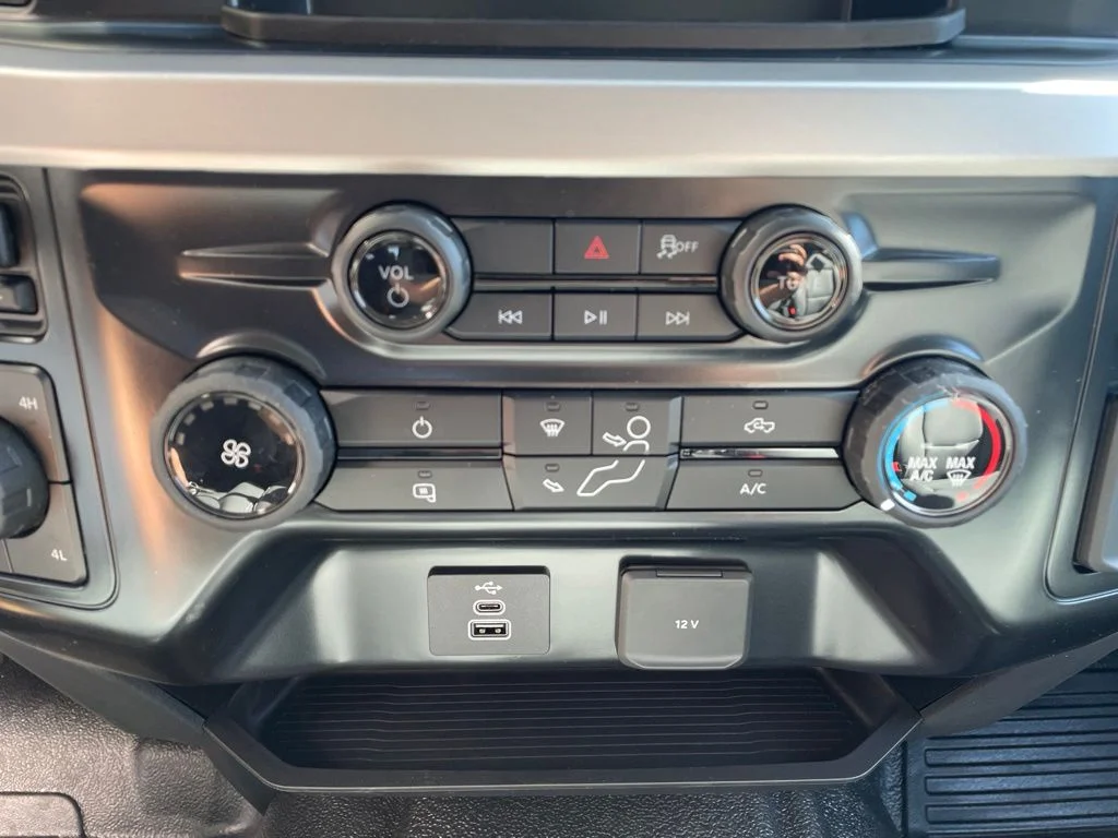 New 2026 OXFORD WHITE Ford XL image 21