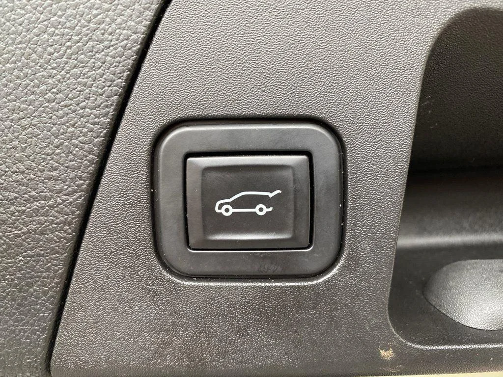 Used 2019 Satin Steel Gray Metallic Buick Premium I image 13