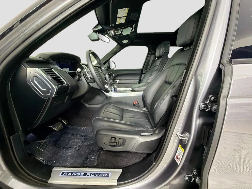 Used 2022 Gray Land Rover HSE Silver Edition image 21