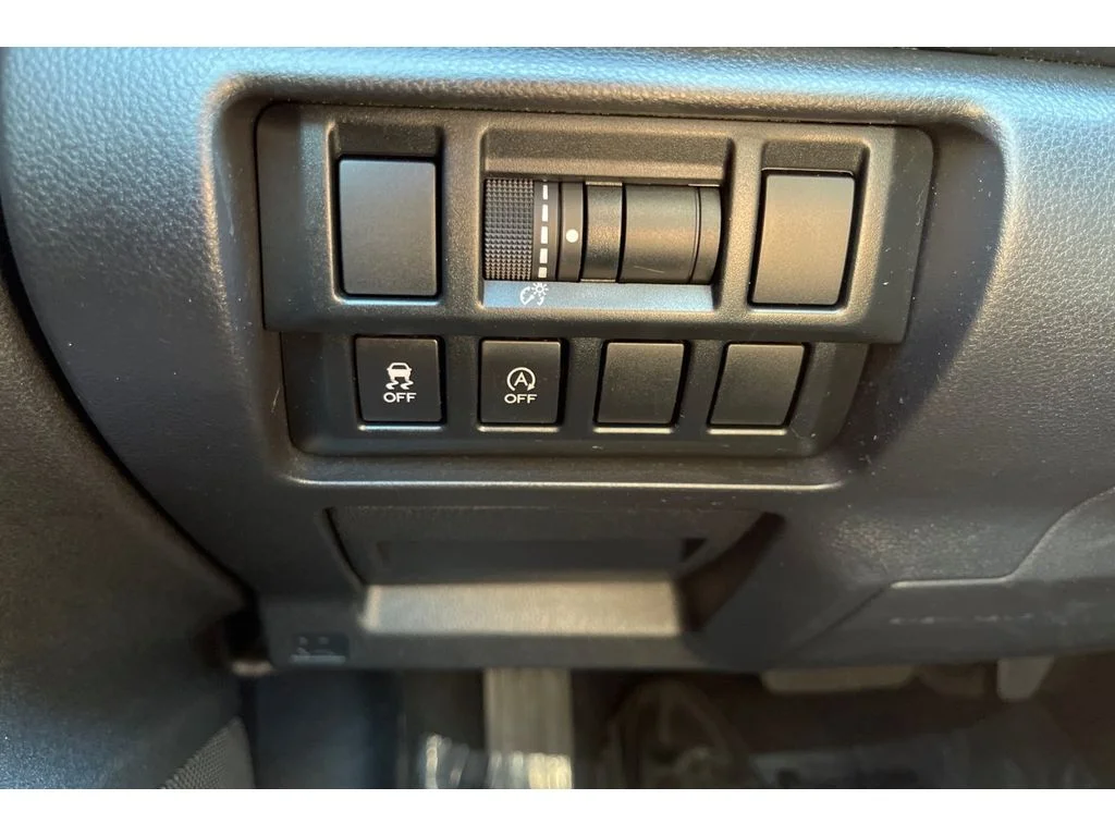 Used 2021 MAGNETITE GRAY METALLIC Subaru 5DR CVT image 38