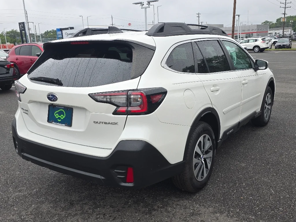 Used 2021 White Subaru Premium image 15
