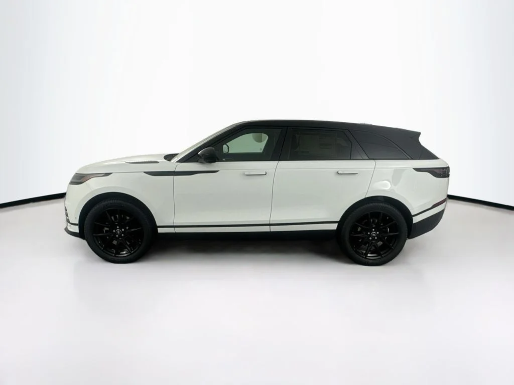 New 2026 Fuji White Land Rover Dynamic SE image 8