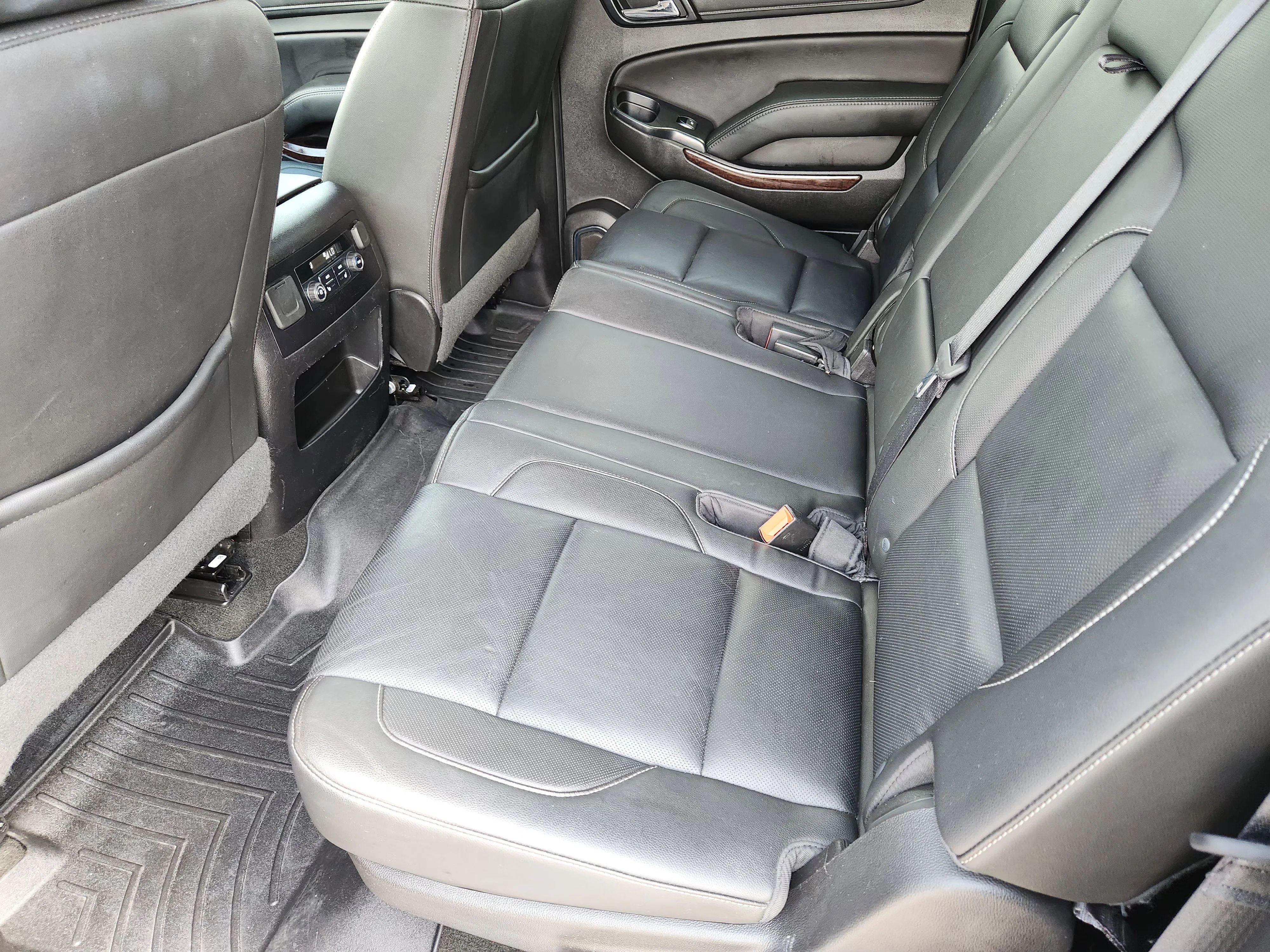 Used 2018 Onyx Black GMC SLT image 29