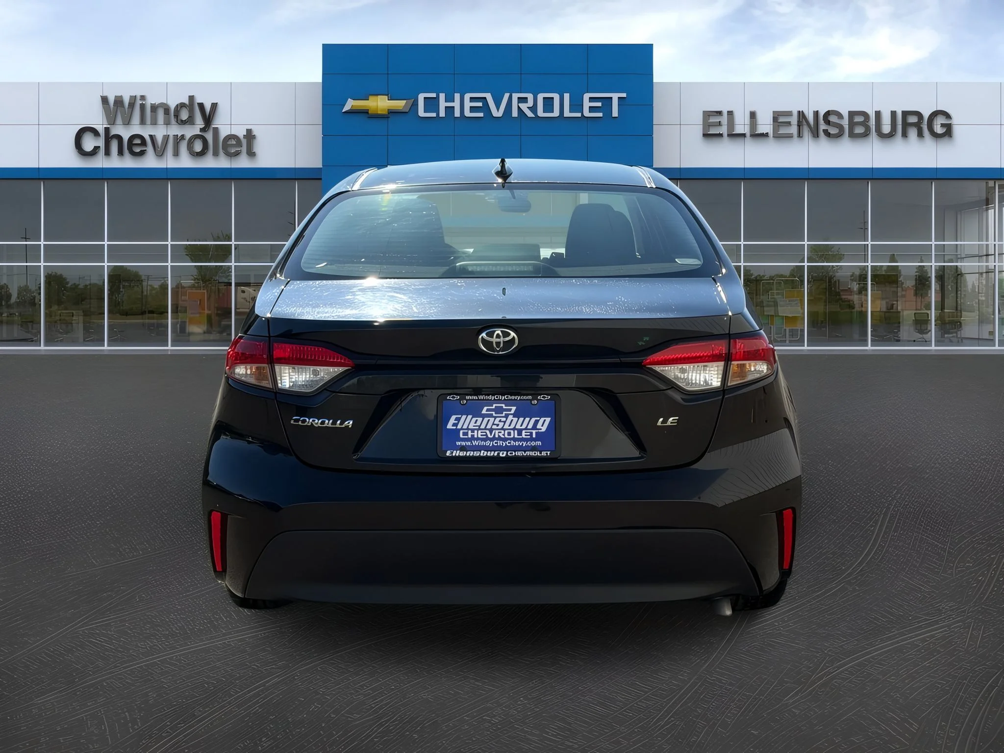 2025 Toyota Corolla LE - Photo 6