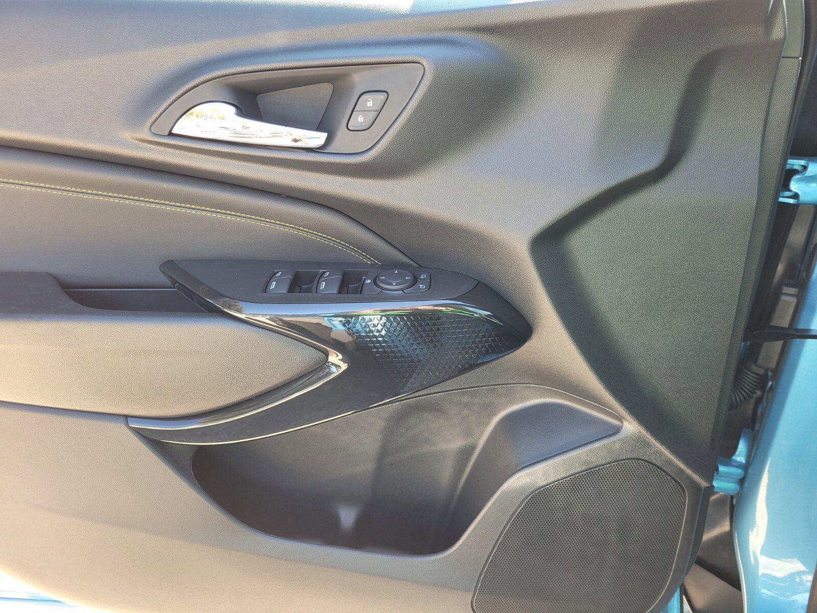 2026 Chevrolet Trax LT - Photo 23
