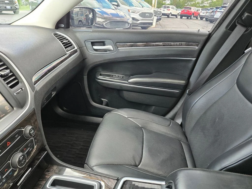 Used 2015 Billet Silver Metallic Clearcoat Chrysler C image 17