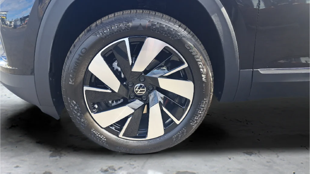 New 2026 Black Volkswagen SEL image 28