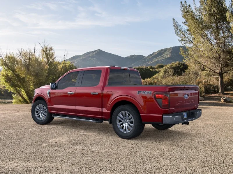 New 2025 Rapid Red Metallic Tinted Clearcoat Ford XLT image 27