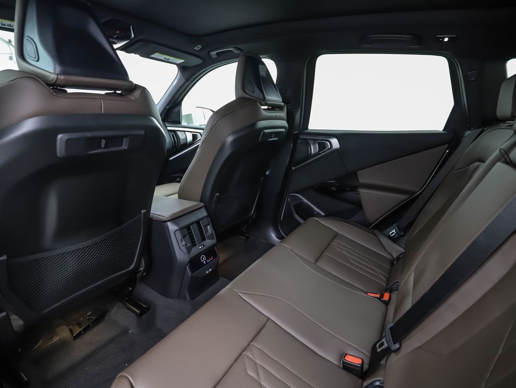 Used 2026 Gray Metallic BMW 30 xDrive image 21