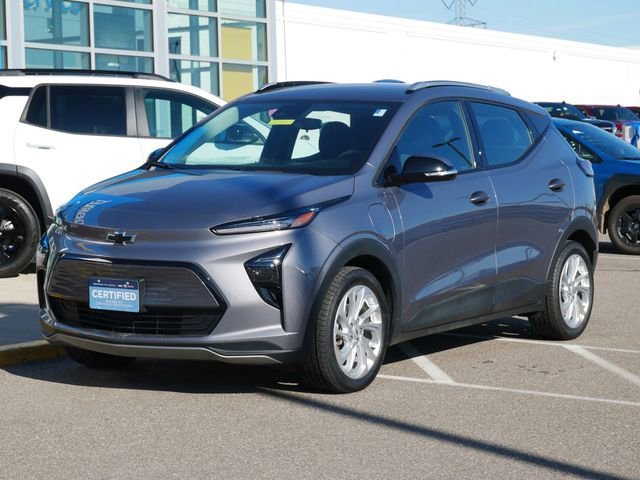 Used 2023 Chevrolet Bolt EUV LT with VIN 1G1FY6S0XP4148543 for sale in Roseville, Minnesota
