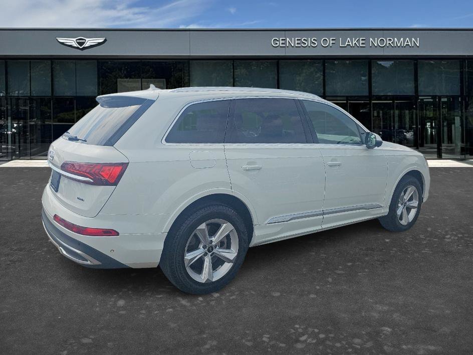 Used 2022 Carrara White Audi Premium image 5