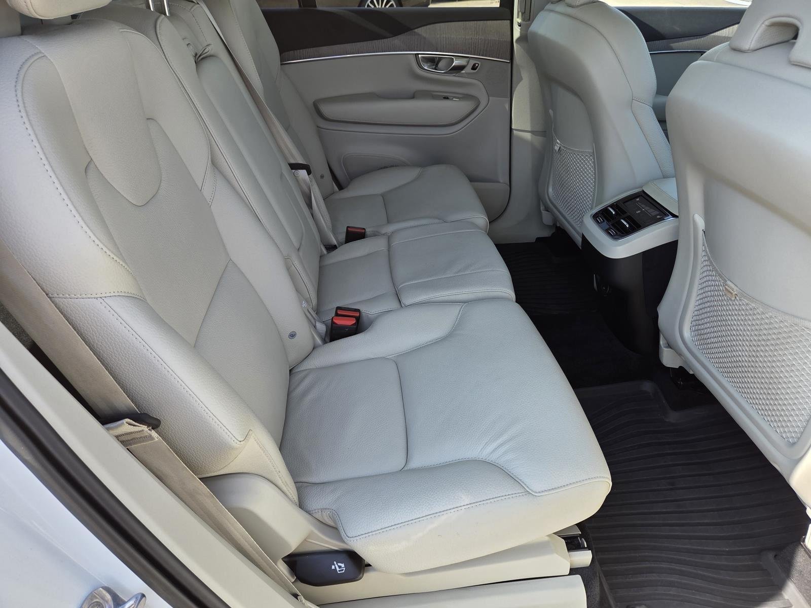 Used 2023 Crystal White Metallic Volvo Plus image 39