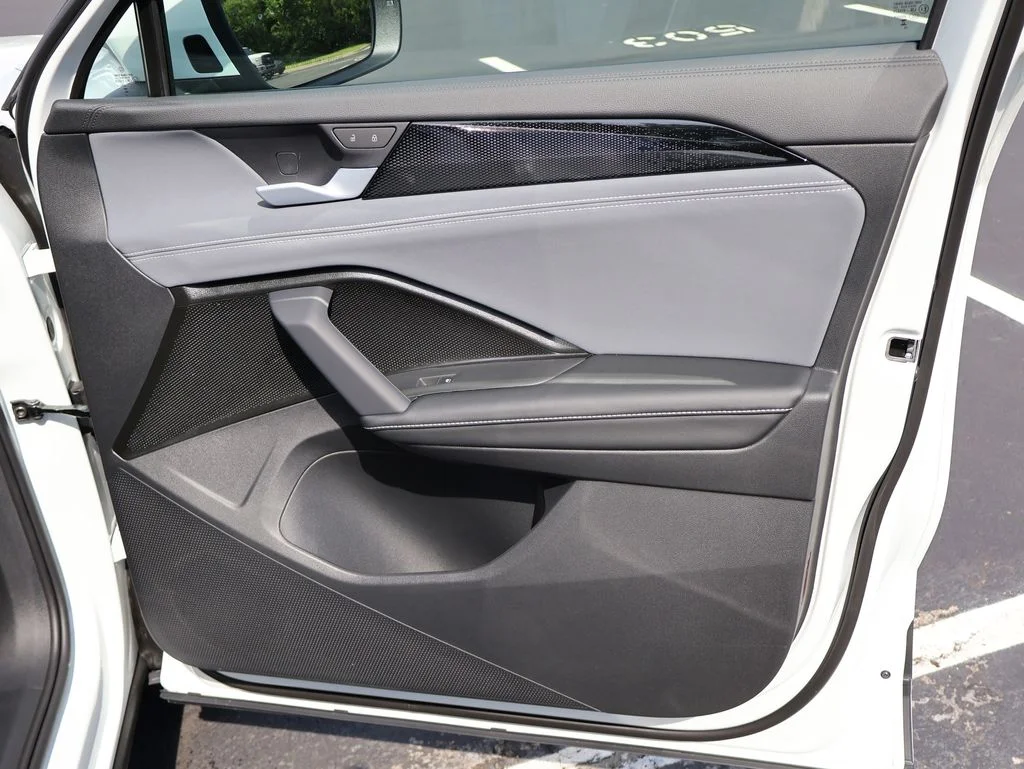 New 2026 White Volkswagen 2.0T SE image 39