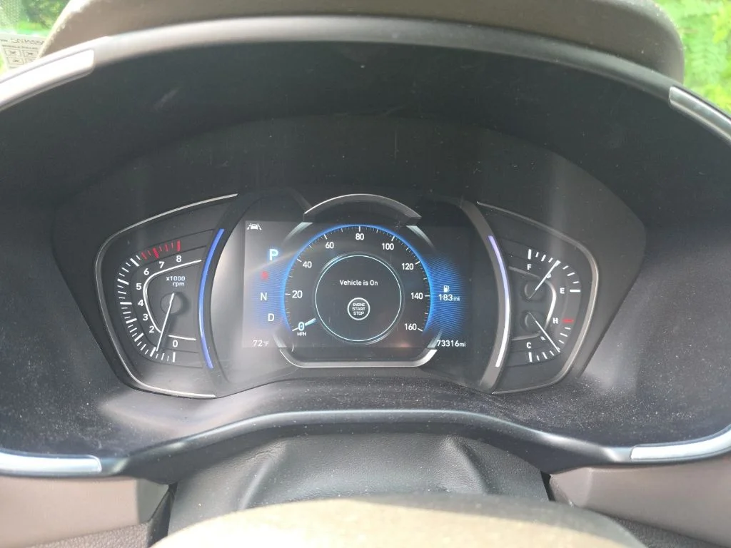 Used 2019 Silver Hyundai Ultimate image 5