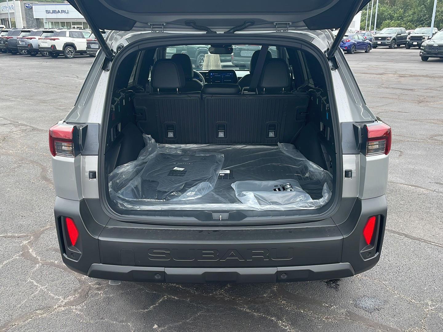 New 2026 RIVER ROCK PEARL Subaru Premium image 26