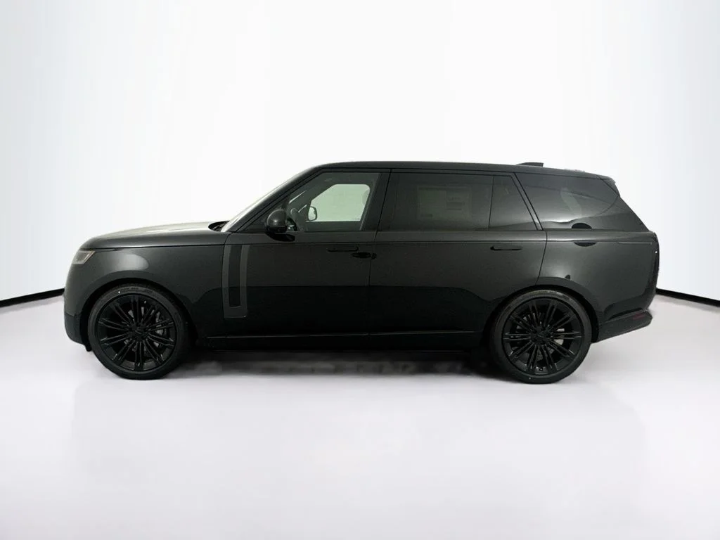 New 2026 Santorini Black Land Rover SE image 8