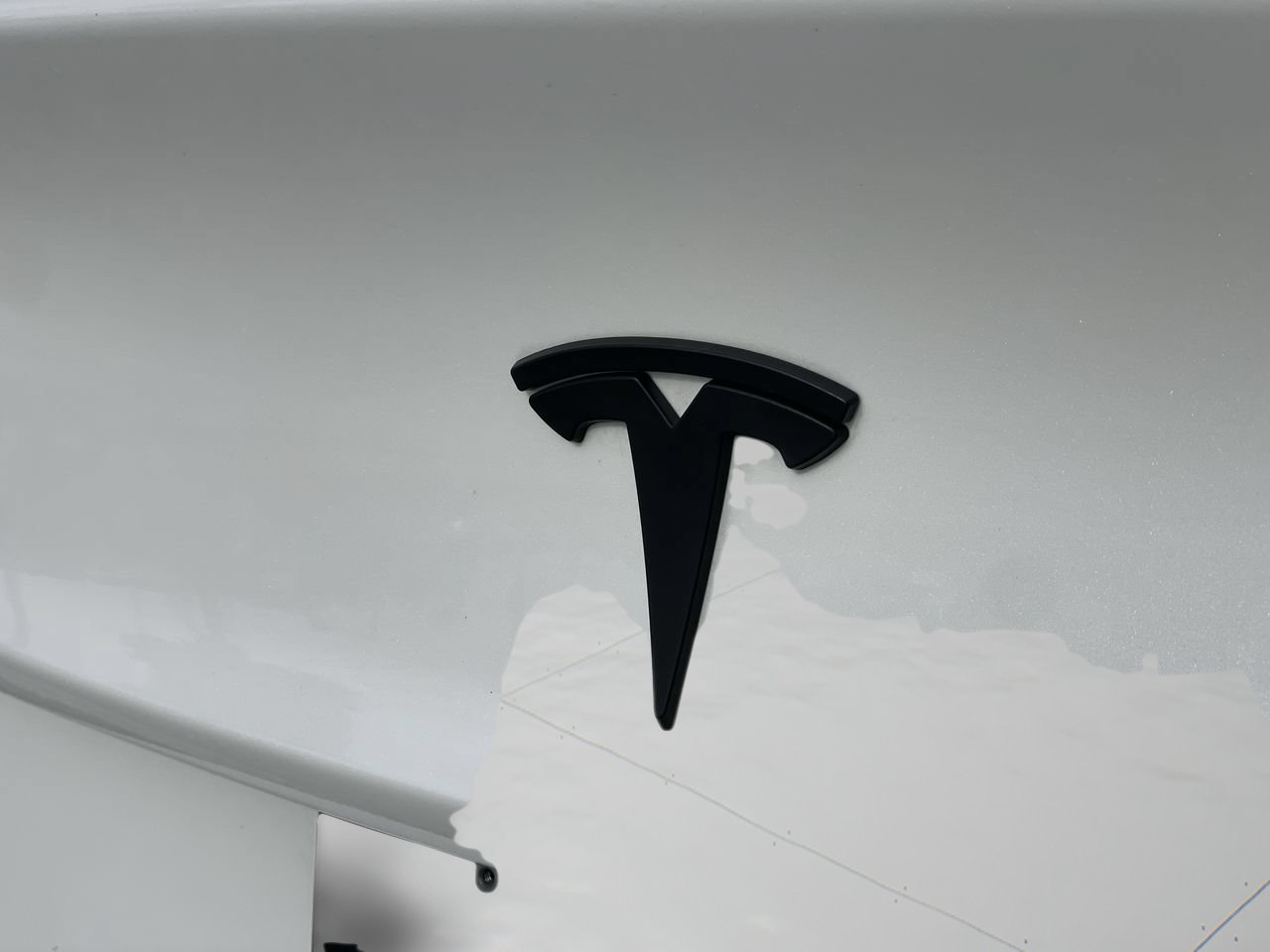 Used 2019 Pearl White Multi-Coat Tesla Standard image 9