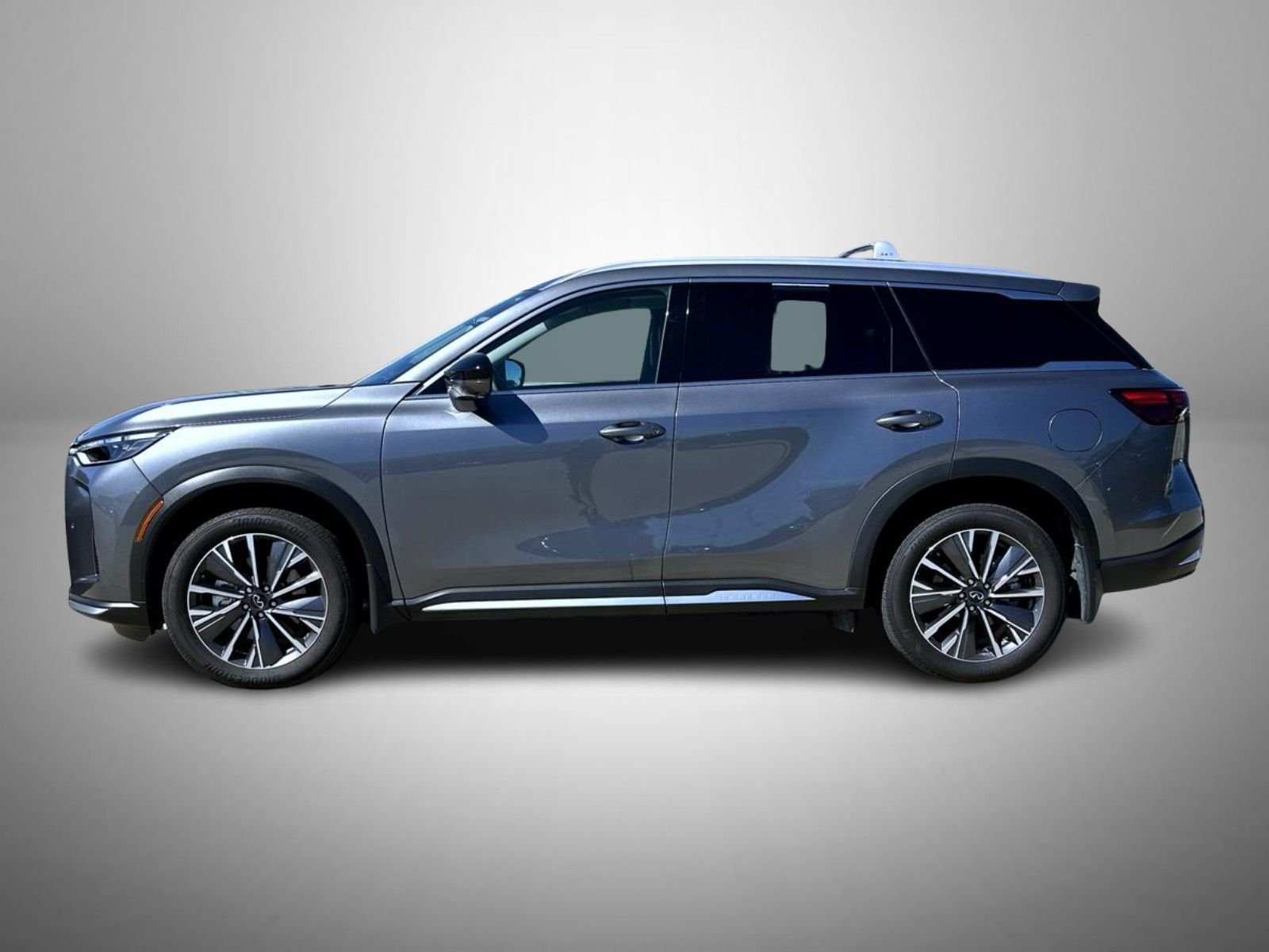 Used 2026 Gray INFINITI LUXE image 8
