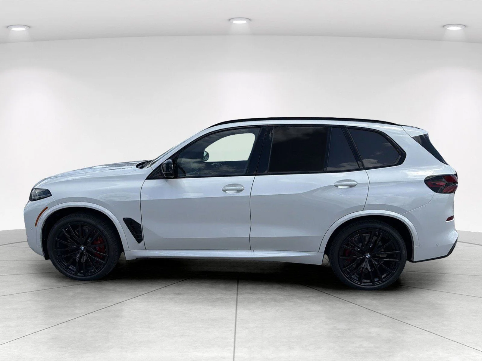 New 2026 Mineral White Metallic BMW M60i image 7
