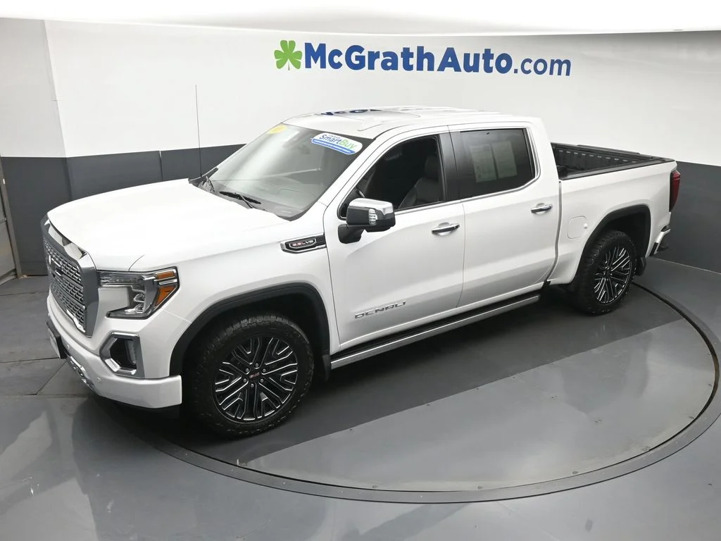 Used 2019 White GMC Denali image 26