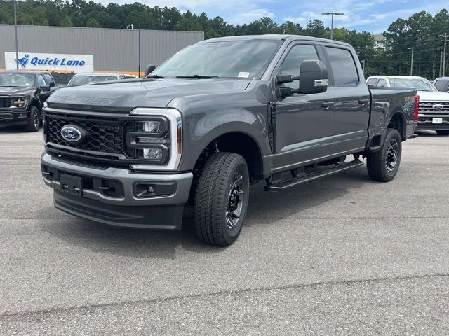 New 2026 Gray Ford XL image 5