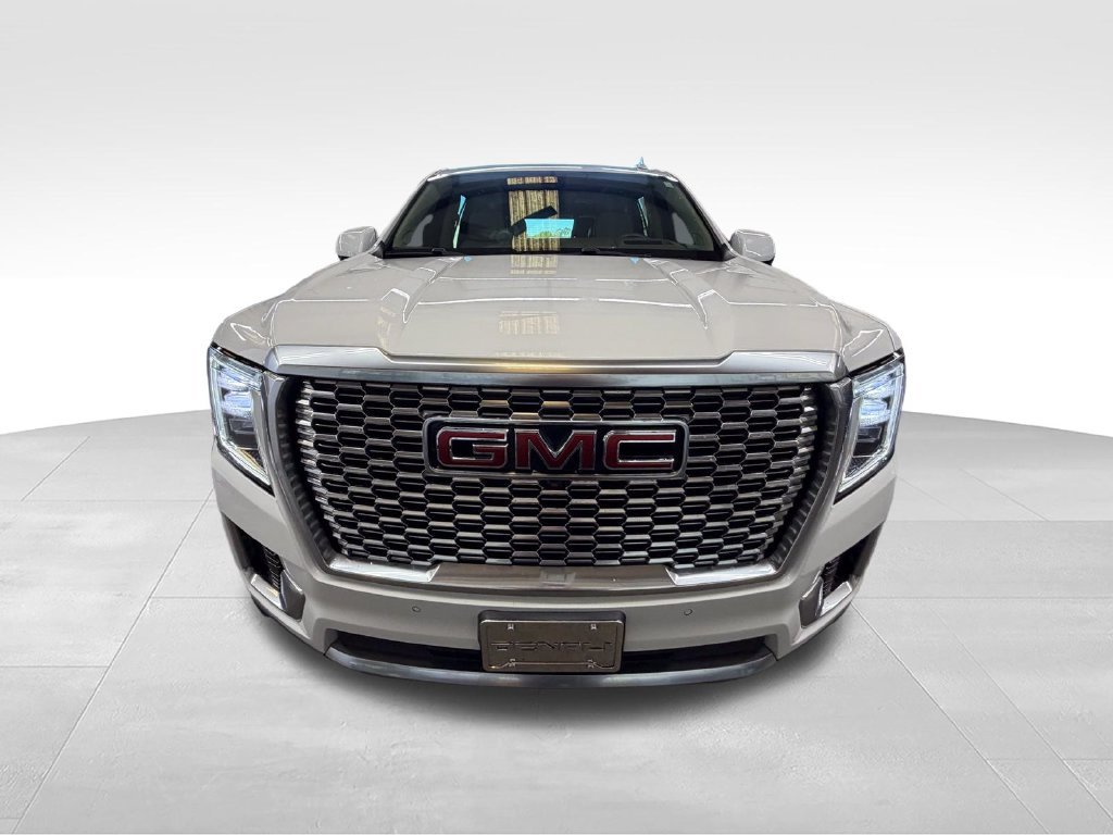 Used 2021 White GMC Denali image 8