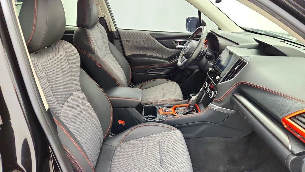 Used 2019 Crystal Black Silica Subaru 2.5i Sport image 23