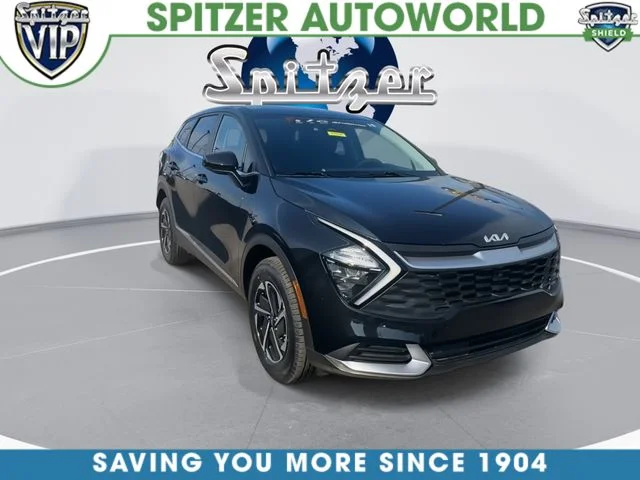 Used 2023 Black Kia LX image 3