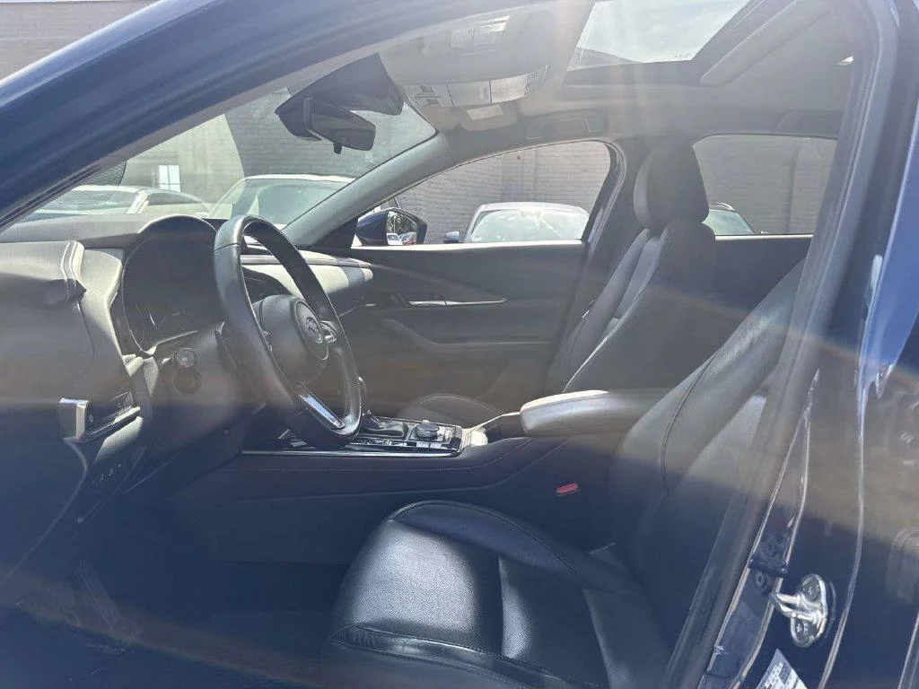 Used 2020 Deep Crystal Blue Mica Mazda Premium Package image 16