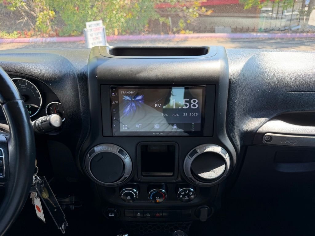 Used 2013 Commando Green Jeep Unlimited Sport image 19