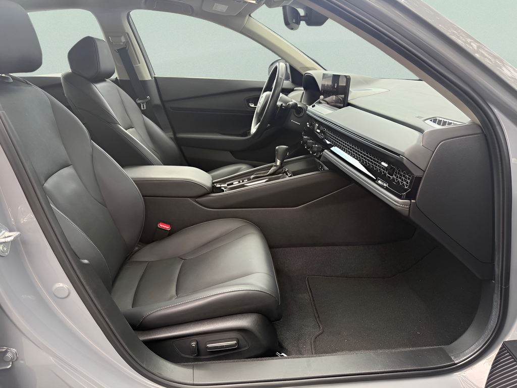 Used 2024 Gray Honda Touring image 14
