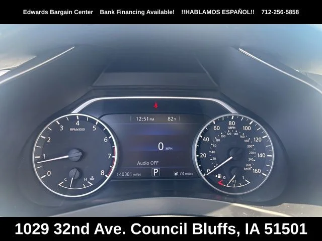 Used 2016 Gray Nissan S image 13